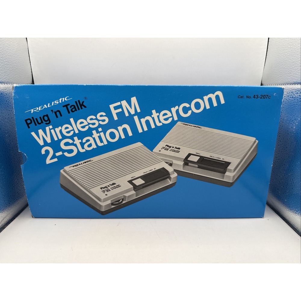 Vintage Realistic Plug`n Talk Wireless FM 2-Station Intercom System 43-207C NEW